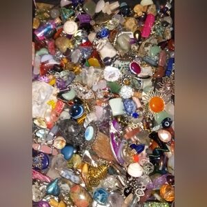 Crystal Confetti Scoop $9